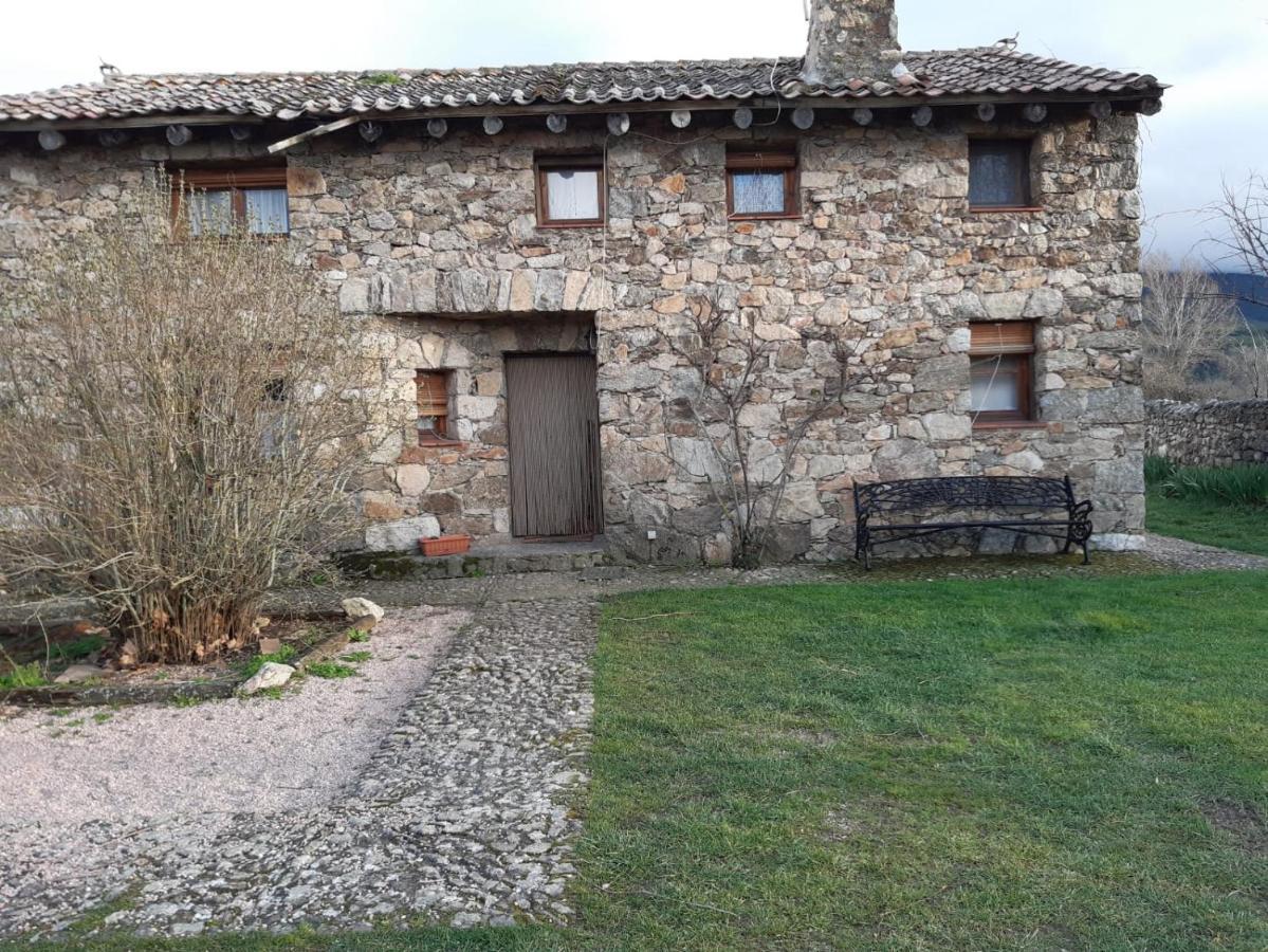 Villa La cerca de la Mata, decerca Arcones Exterior foto