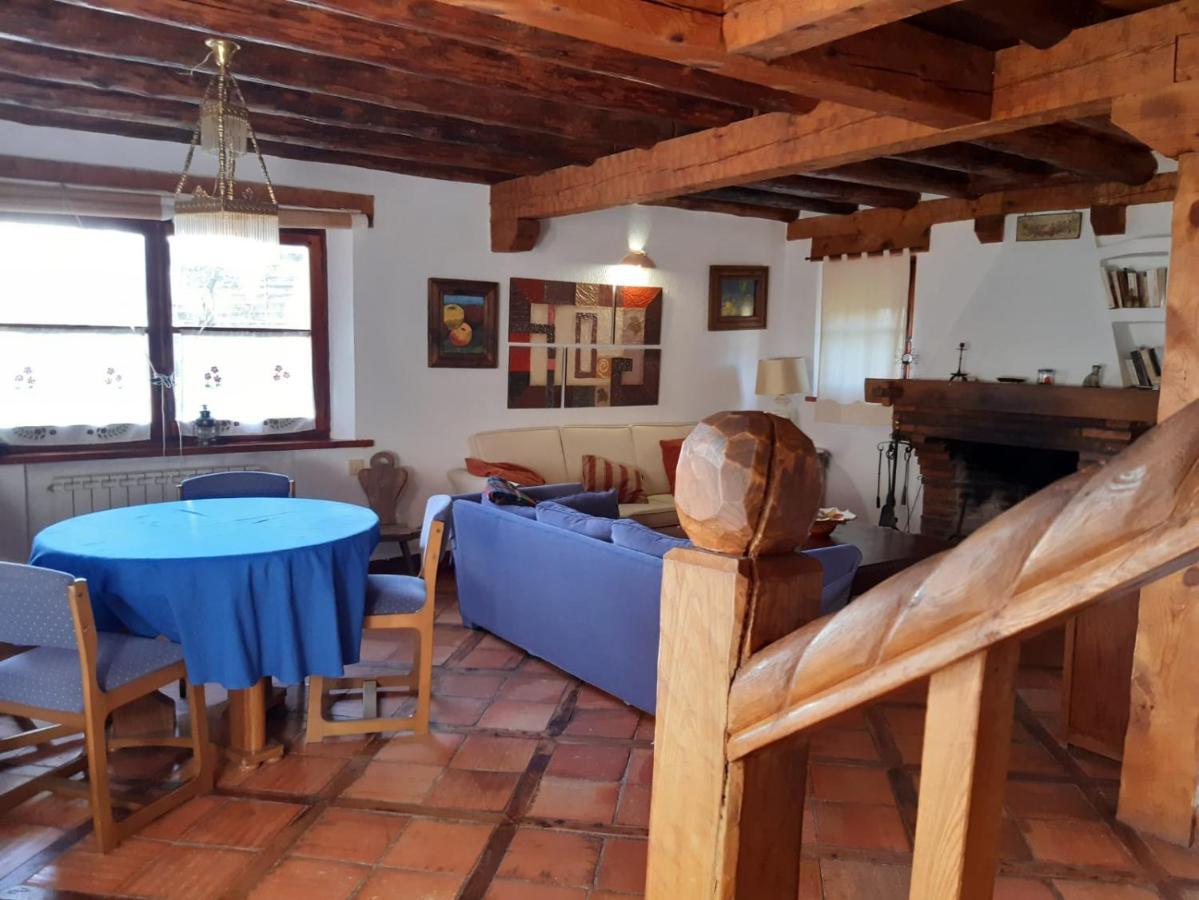 Villa La cerca de la Mata, decerca Arcones Exterior foto
